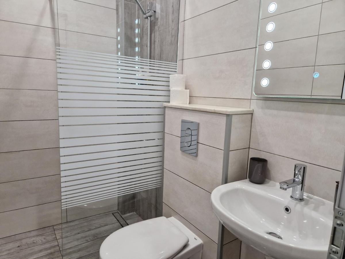 Malavi Tn2 Top Center Apartment Rusze Kültér fotó